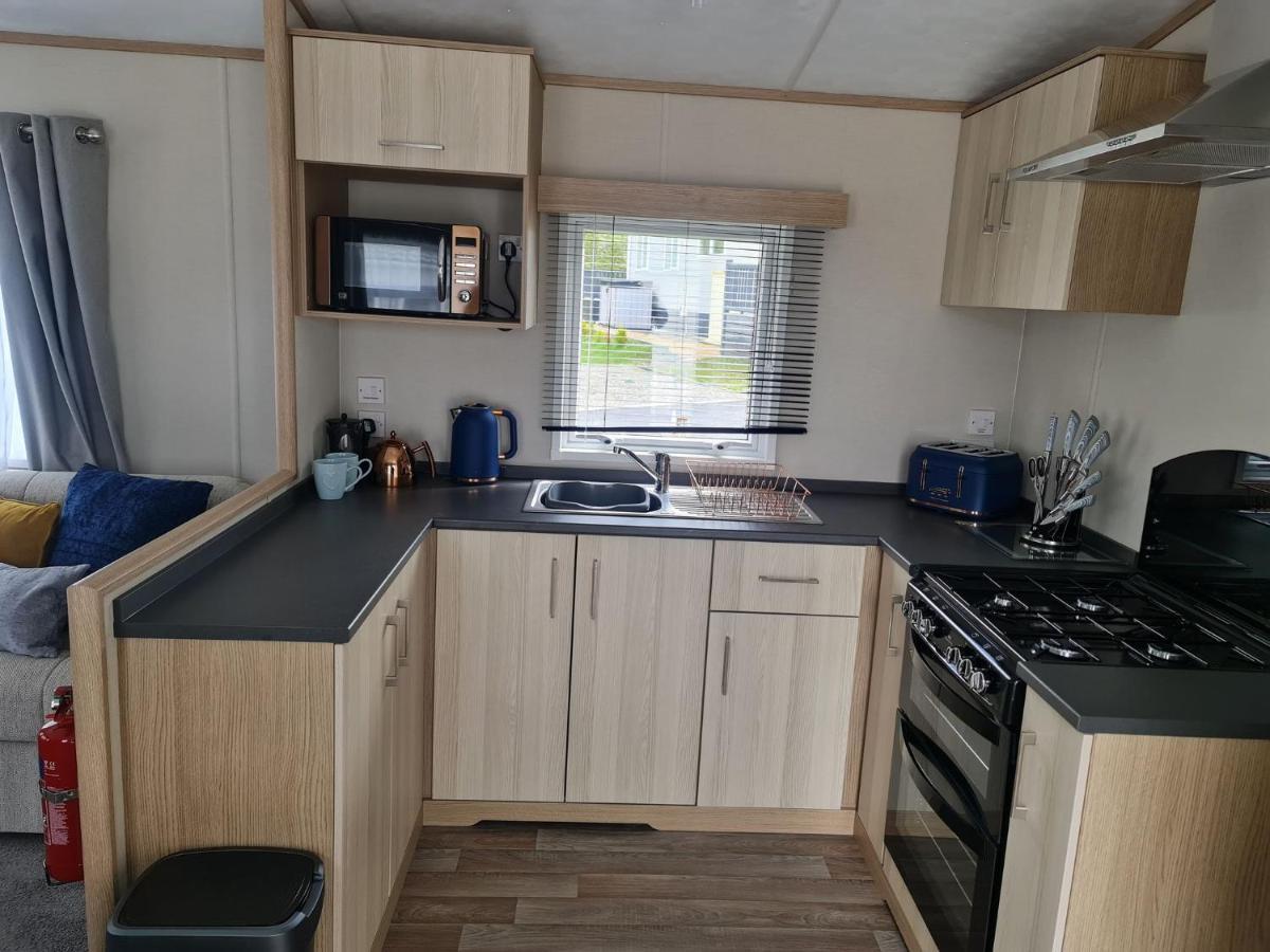 The Tiddler - Plot 101, Woodlands Lodge Retreat, New Quay, West Wales Llanina Exterior foto
